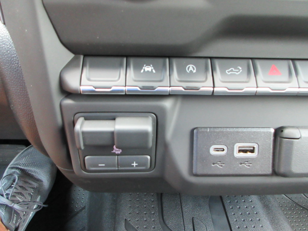 New 2026 Chevrolet Silverado 1500 Custom w/ Turbomax Blackout Package AWD/4WD image 28