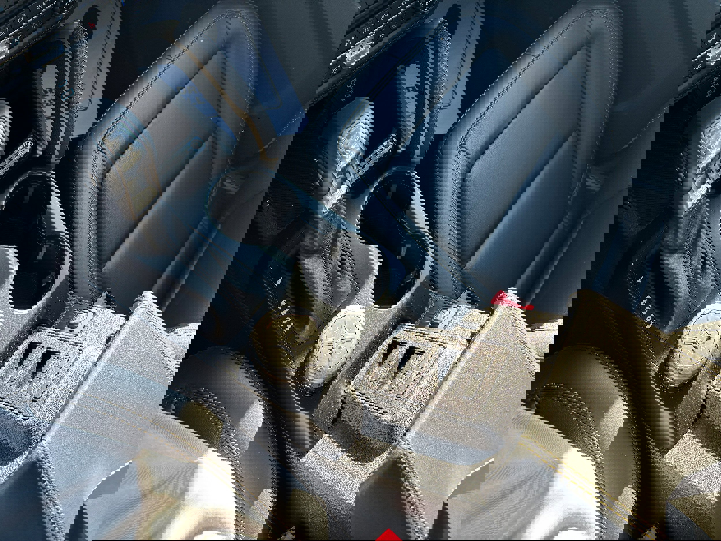 New 2025 Ford Bronco Badlands image 10