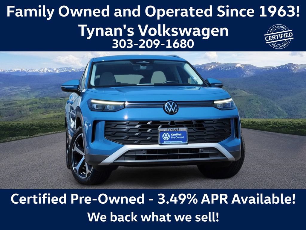 Used 2025 Volkswagen Tiguan SE