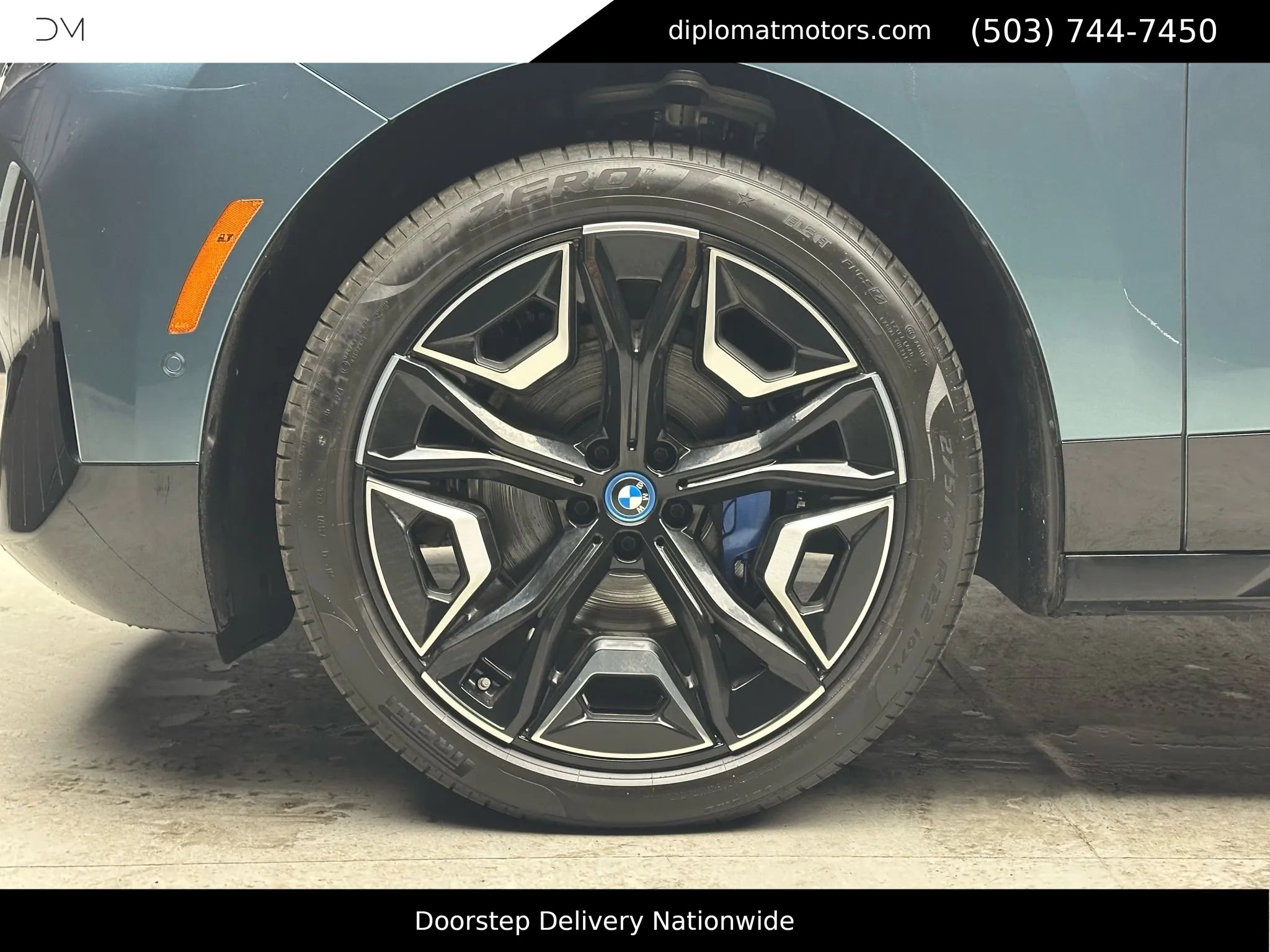 Used 2025 BMW iX xDrive50 w/ Premium Package image 42