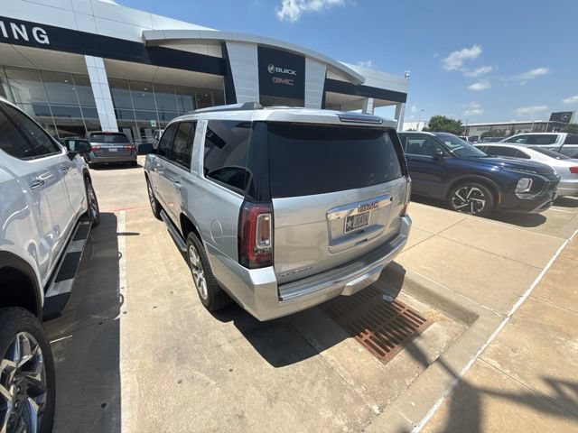Used 2017 GMC Yukon Denali AWD/4WD image 5