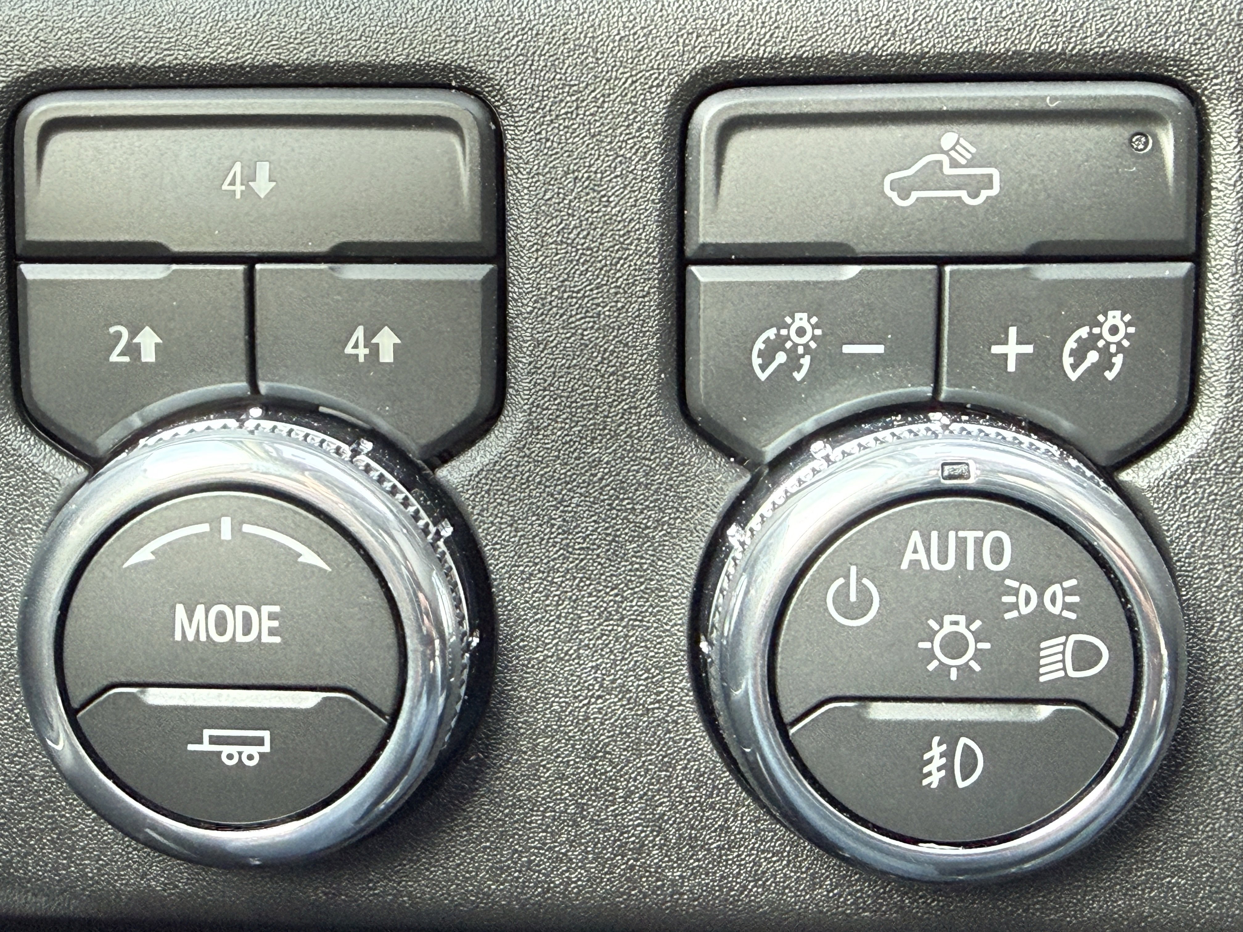 New 2026 GMC Sierra 2500 SLE w/ SLE Value Package; image 35