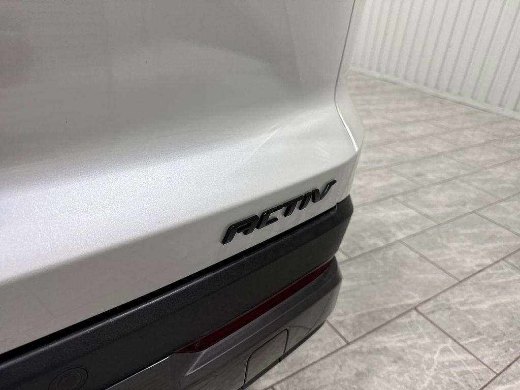 Used 2025 Chevrolet Equinox ACTIV image 33