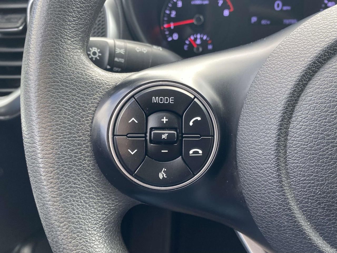 Used 2022 Kia Soul LX w/ Technology Package FWD image 18