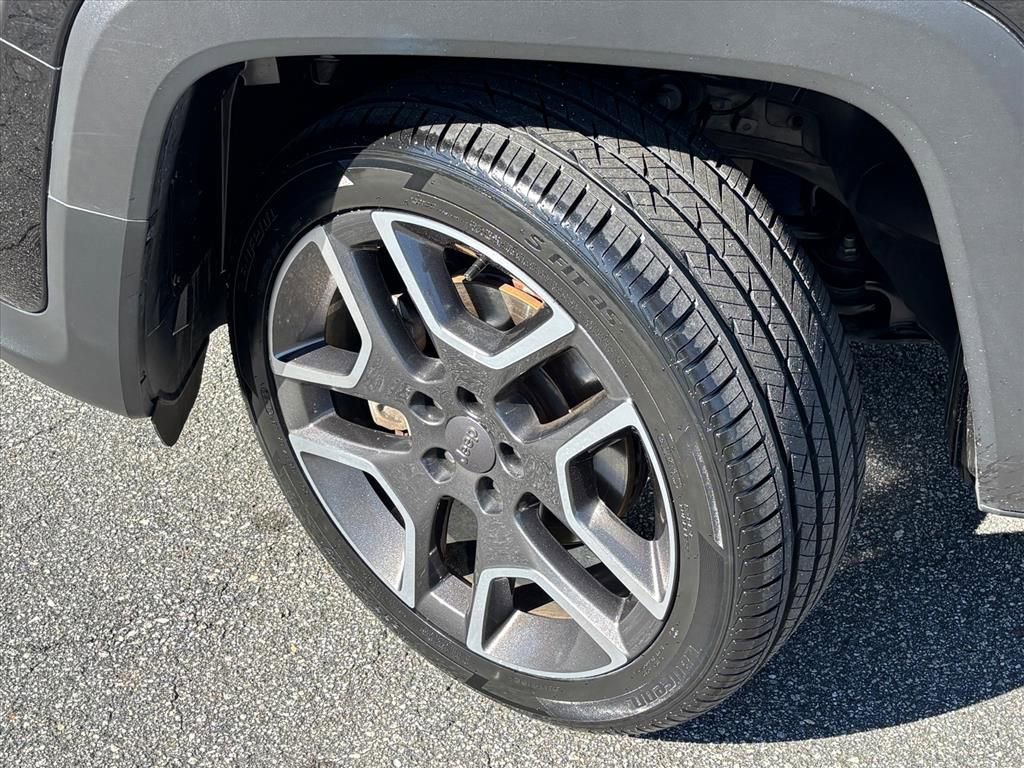 Used 2020 Jeep Renegade Sport image 26