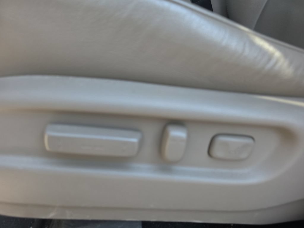 Used 2017 Honda Pilot EX-L image 11
