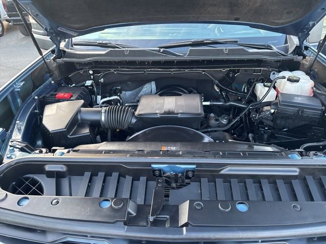 Used 2025 Chevrolet Silverado 2500 LT w/ Convenience Package image 37