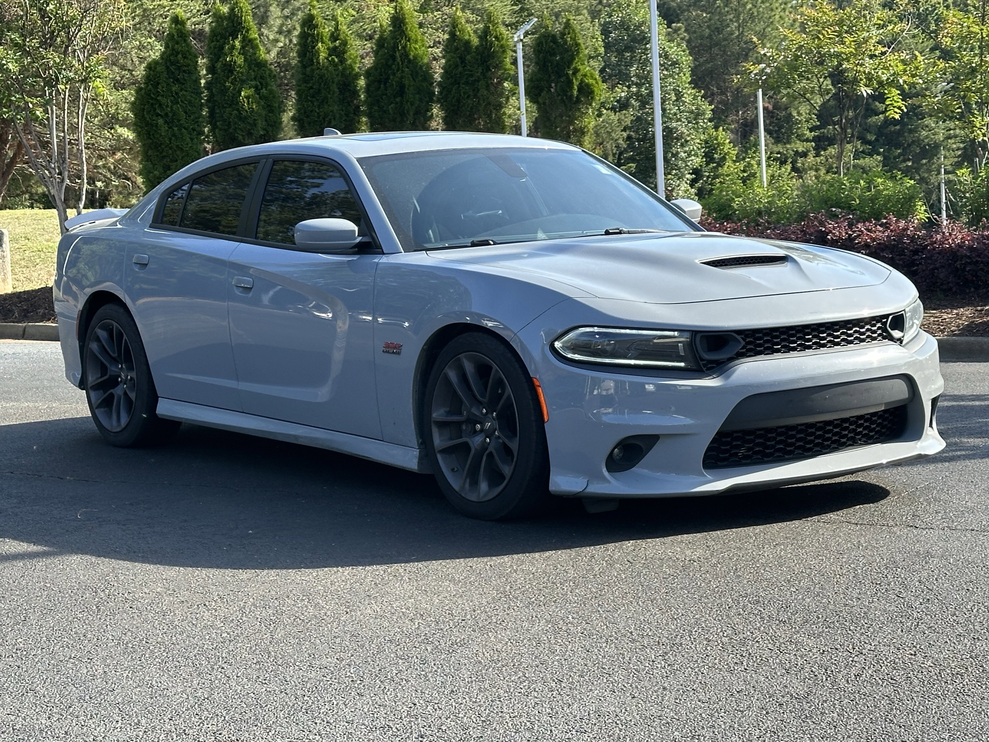 Used 2022 Dodge Charger Scat Pack w/ Plus Group RWD image 2