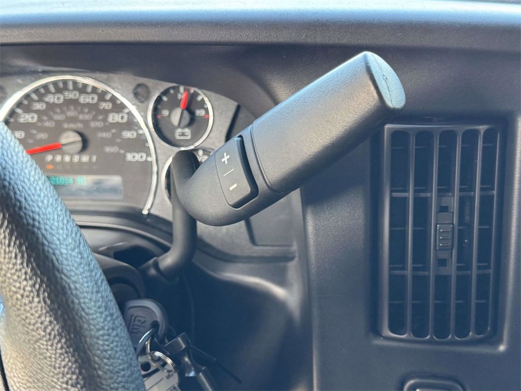 Used 2024 GMC Savana 2500 Work Van w/ Driver Convenience Package image 6