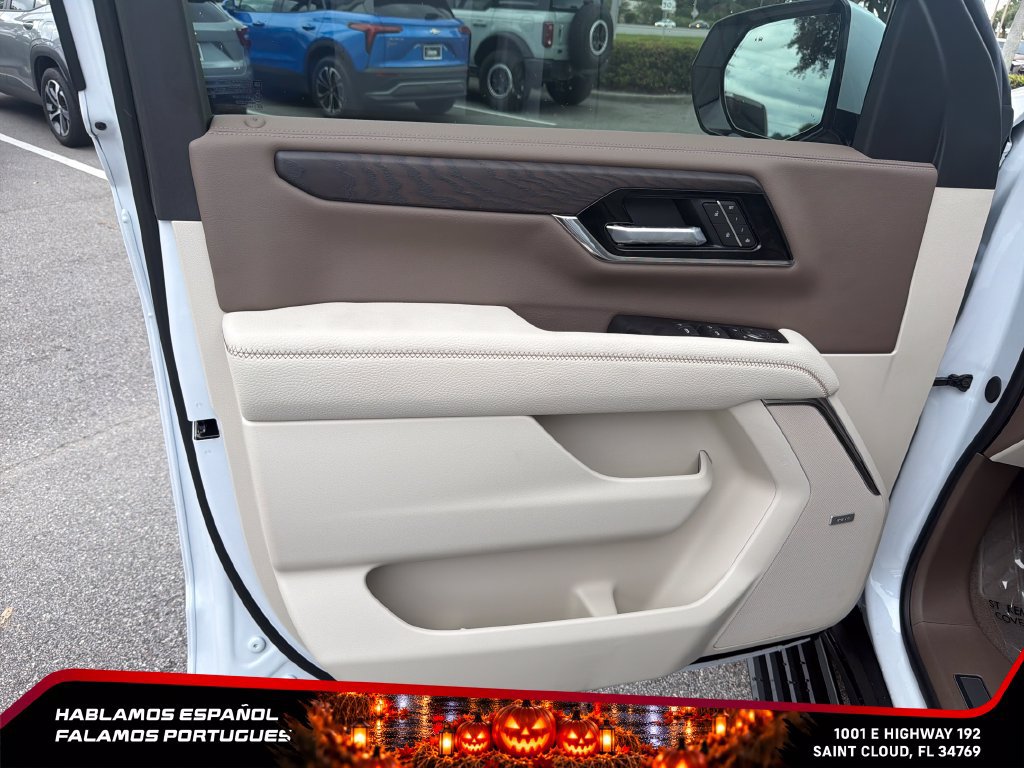New 2026 GMC Yukon XL Denali w/ Sun & Power Step Package AWD/4WD image 12