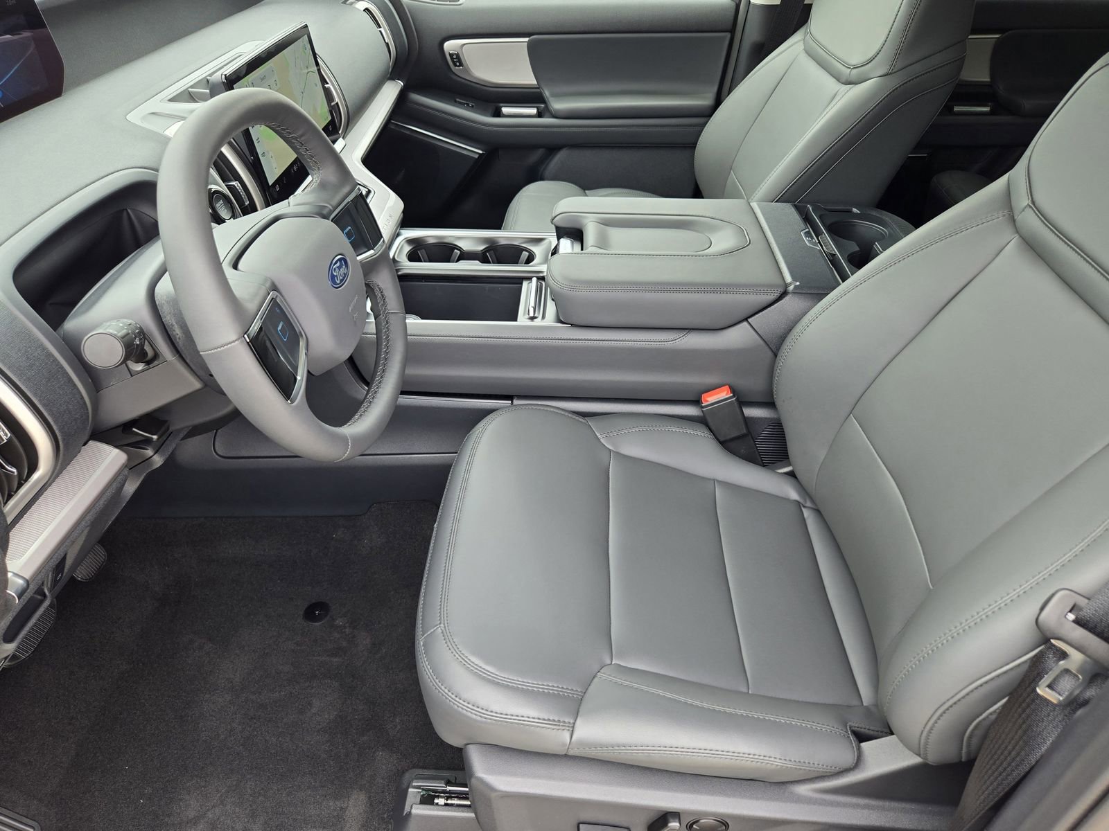New 2026 Ford Expedition Active RWD image 14
