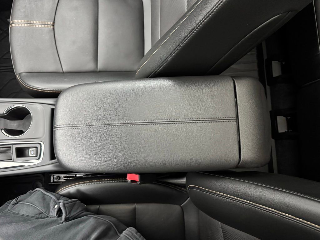 Used 2024 Chevrolet Equinox Premier image 31