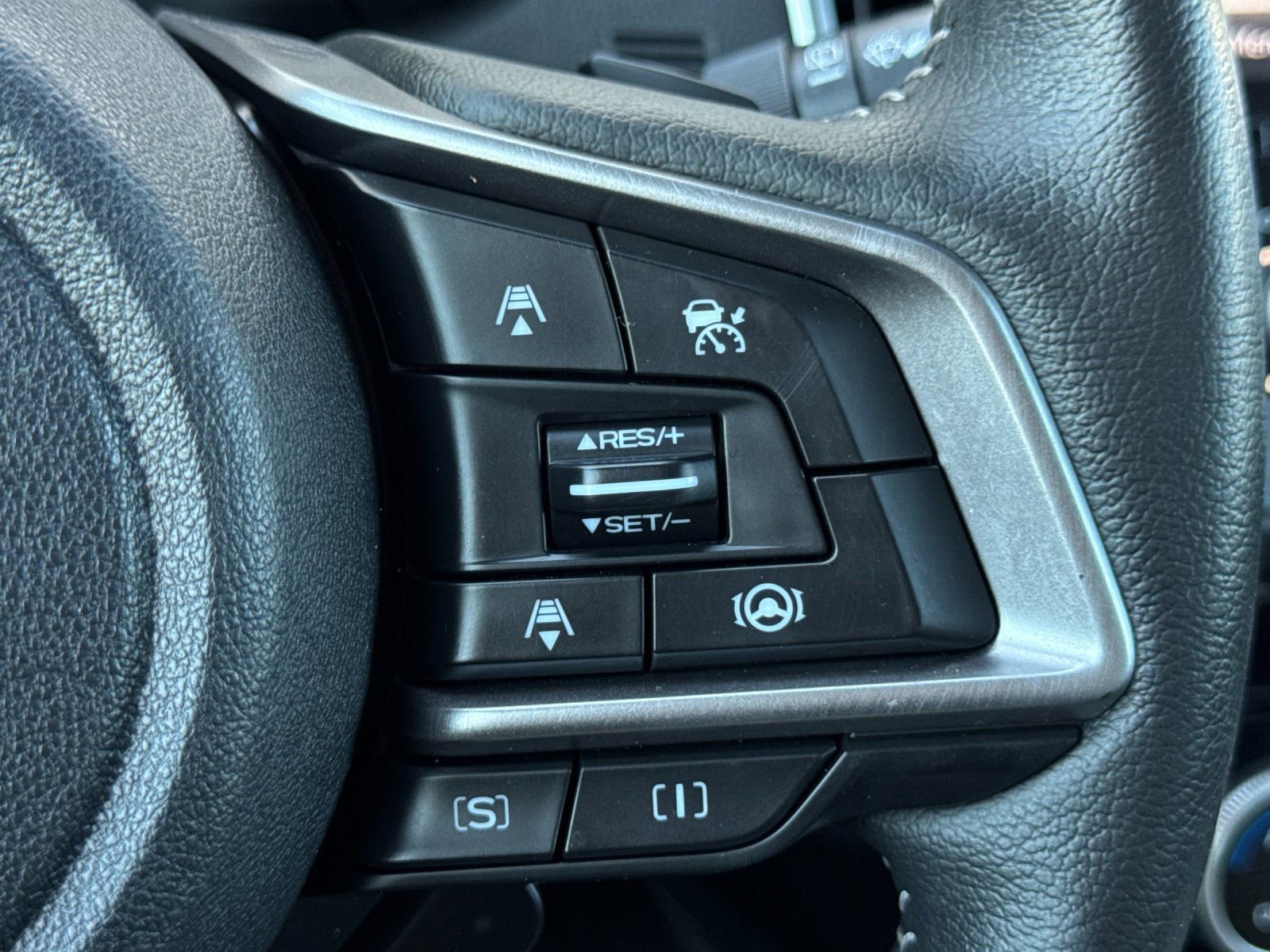 Used 2022 Subaru Forester Limited image 31