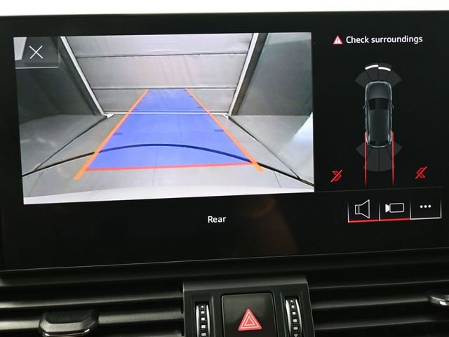 Used 2021 Audi Q5 2.0T Premium w/ Convenience Package image 19