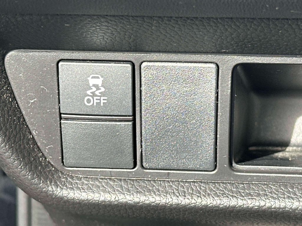 Certified 2024 Honda HR-V EX-L image 17