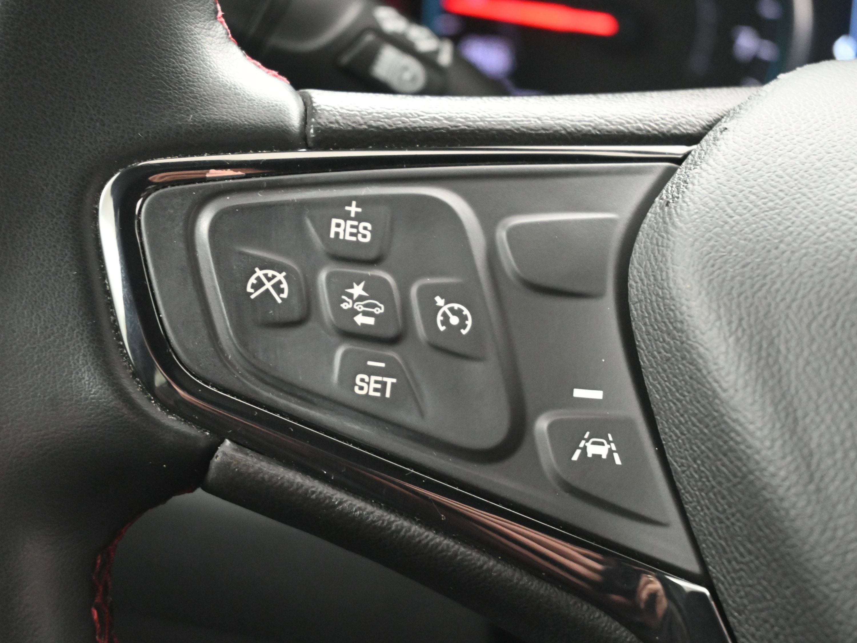 Used 2023 Chevrolet Equinox RS image 20