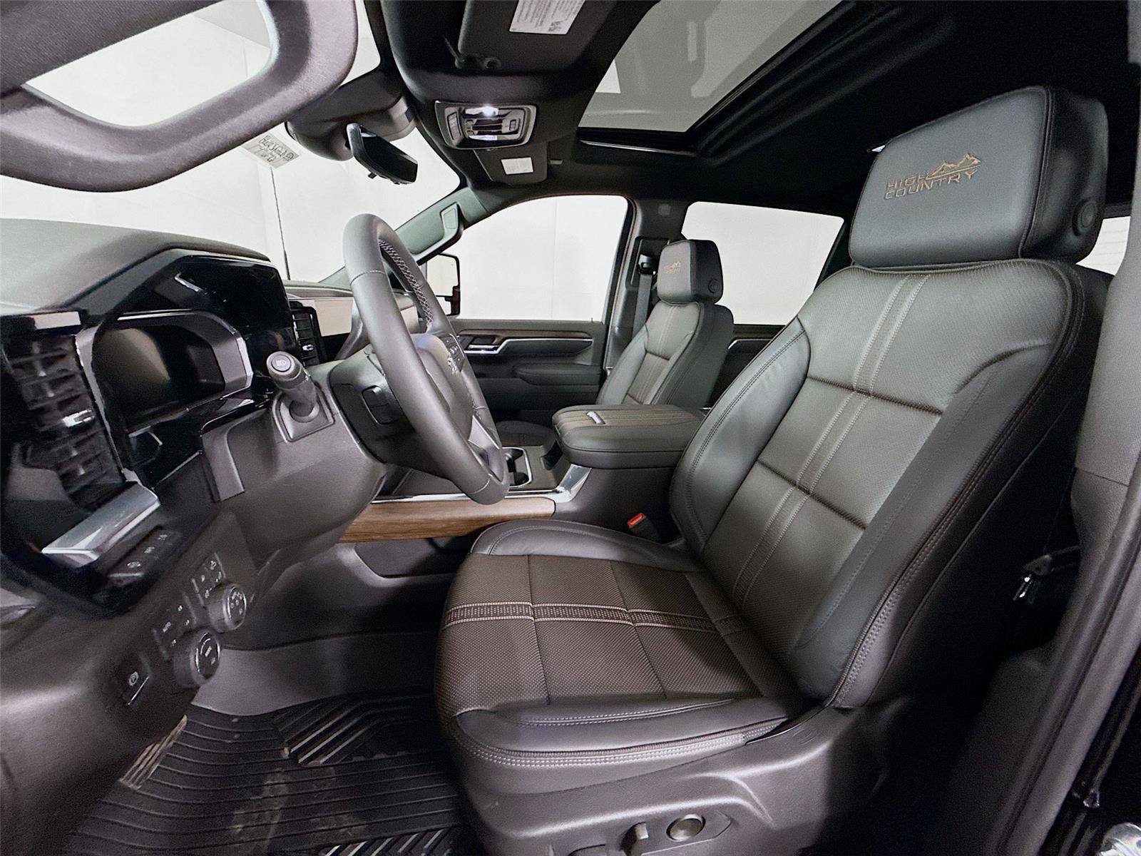 New 2026 Chevrolet Silverado 3500 High Country w/ High Country Premium Package image 17