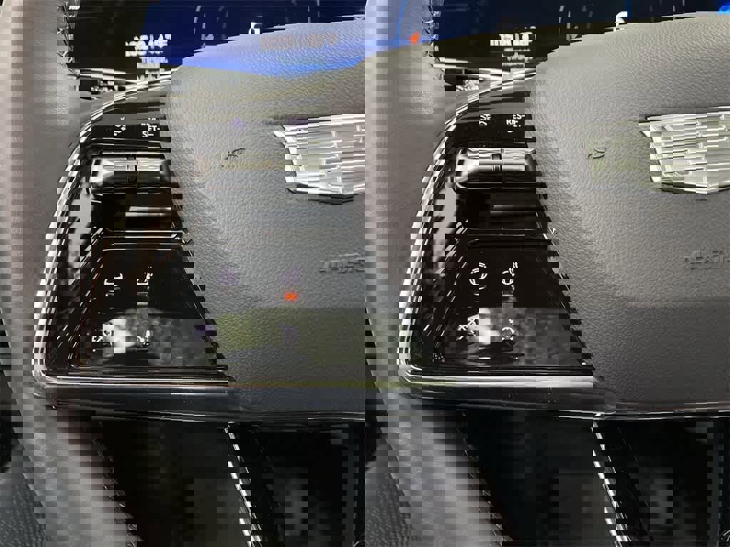 Certified 2025 Cadillac Lyriq Luxury w/ LPO, Floor Liner Package image 21