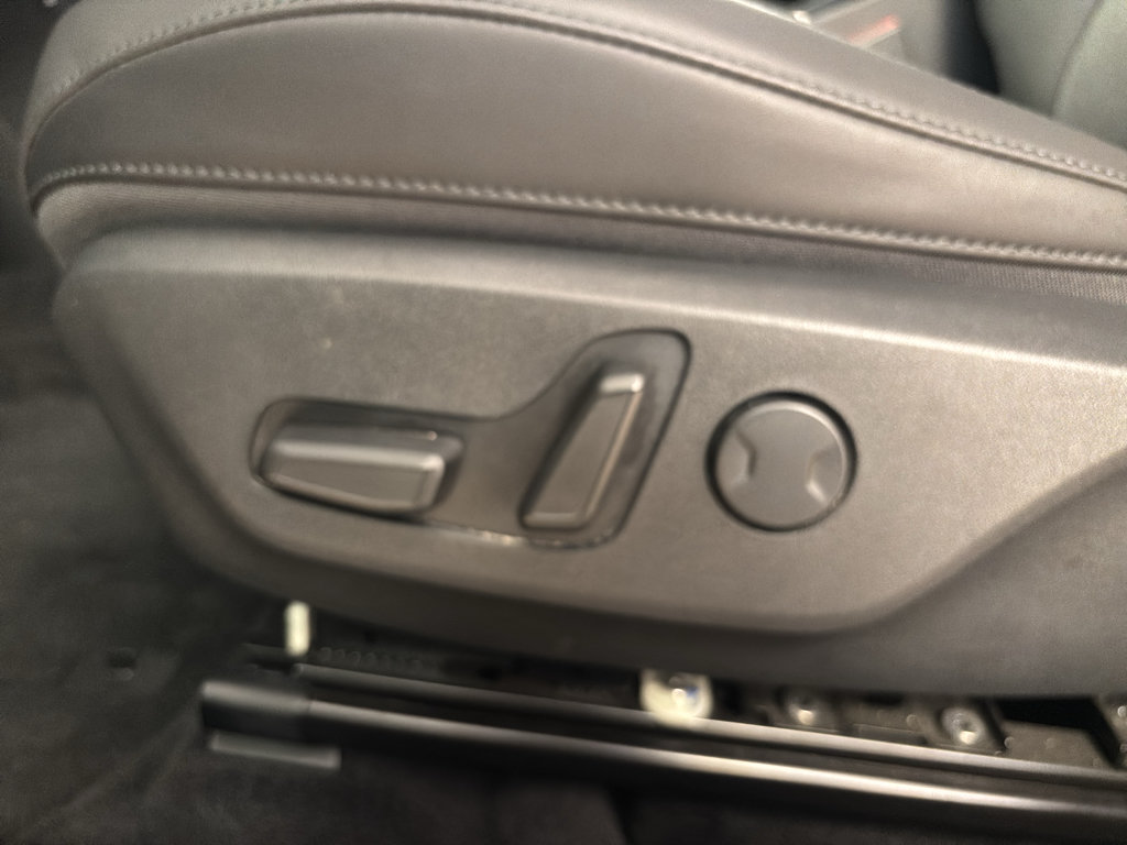 Used 2023 Kia Niro Wind FWD image 29