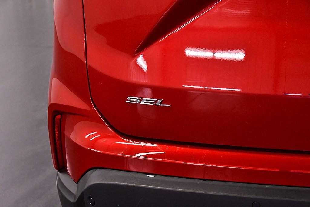 Used 2024 Ford Edge SEL w/ Convenience Package image 11