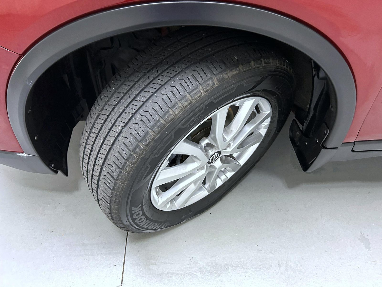 Used 2019 Nissan Rogue SV AWD/4WD image 23
