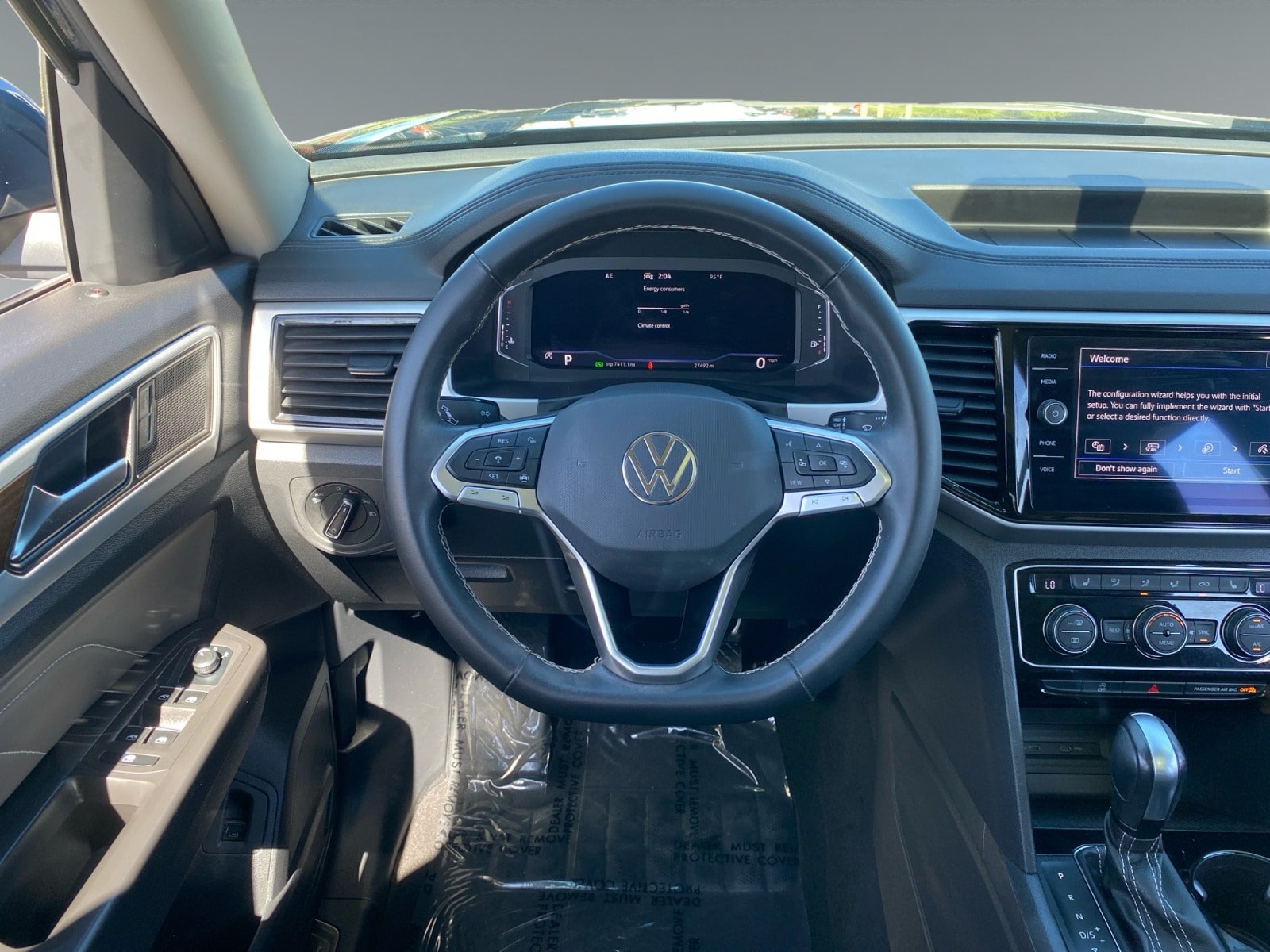 Used 2023 Volkswagen Atlas SE w/ Panoramic Sunroof Package FWD image 12