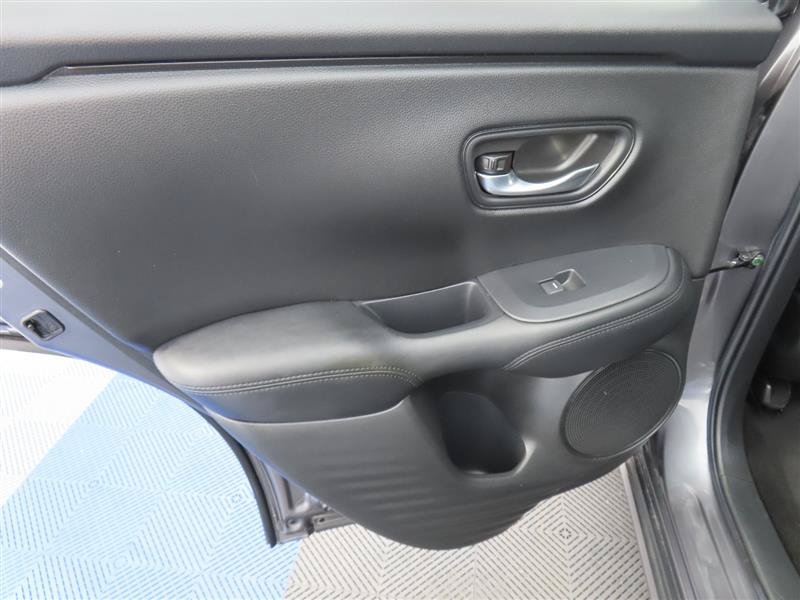 Used 2025 Honda HR-V LX image 27