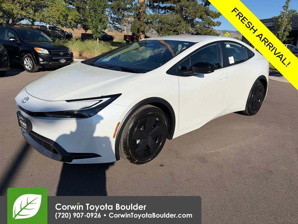 New 2027 Toyota Prius Plug-In Hybrid FWD image 4