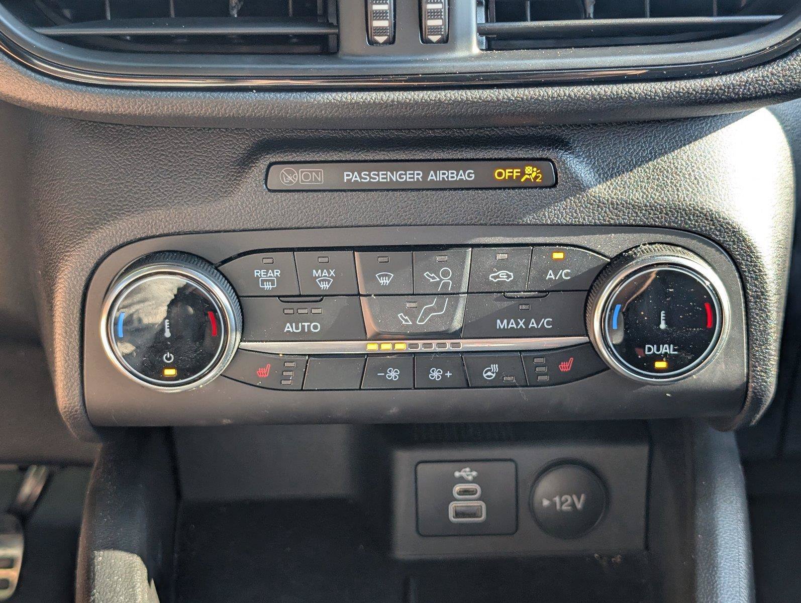 Used 2024 Ford Escape ST-Line w/ Cold Weather Package FWD image 24