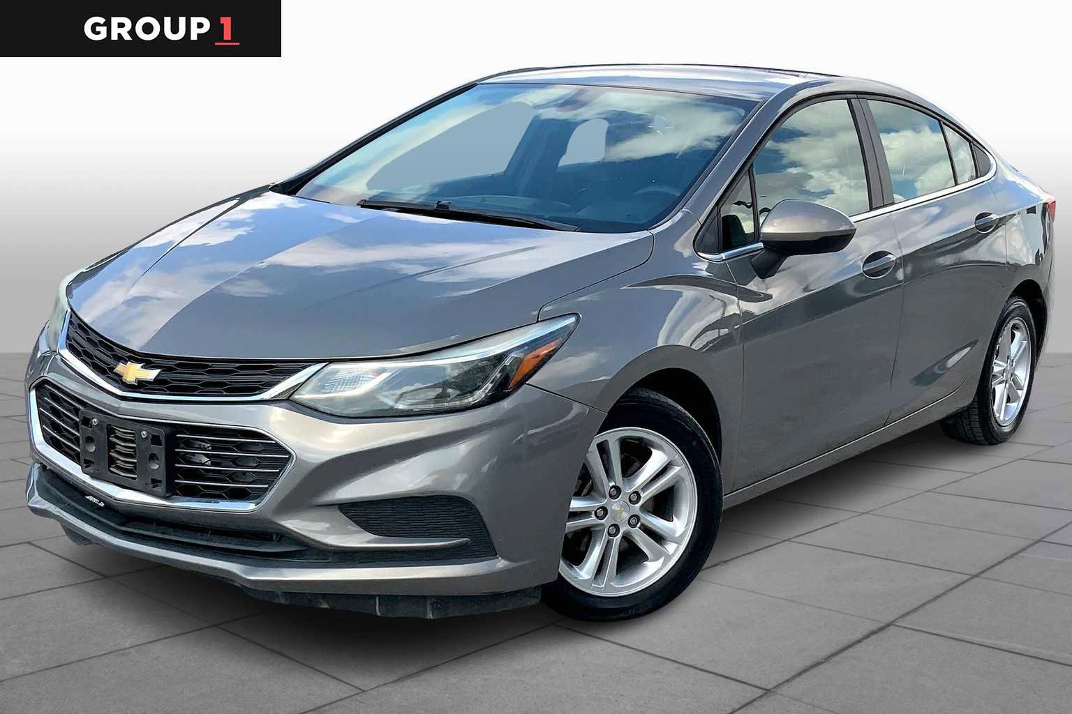 Used 2018 Chevrolet Cruze LT w/ Convenience Package