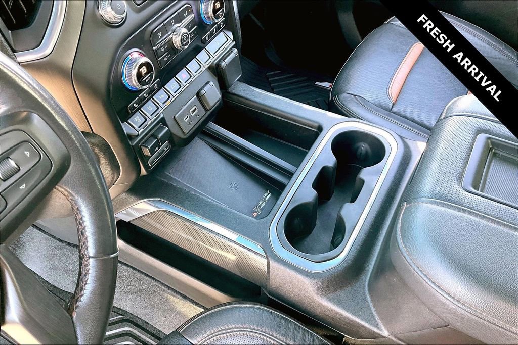 Used 2020 GMC Sierra 2500 AT4 w/ AT4 Premium Package image 18