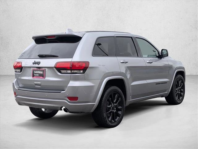 Used 2018 Jeep Grand Cherokee Altitude image 5