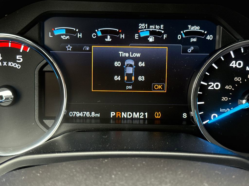 Used 2017 Ford F350 Platinum w/ FX4 Off-Road Package image 30