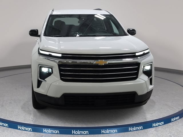 Used 2025 Chevrolet Traverse LT AWD/4WD image 3