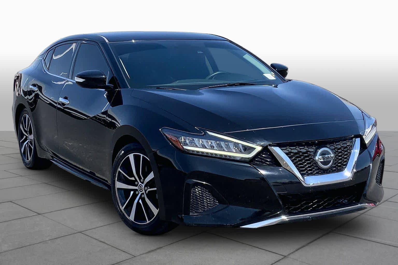 Used 2022 Nissan Maxima SV w/ Floor Mat Group FWD image 3