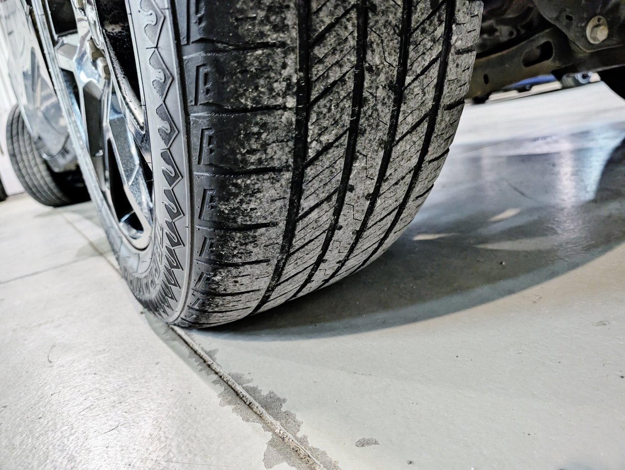 Used 2019 Chevrolet Traverse Premier w/ Redline Edition image 64