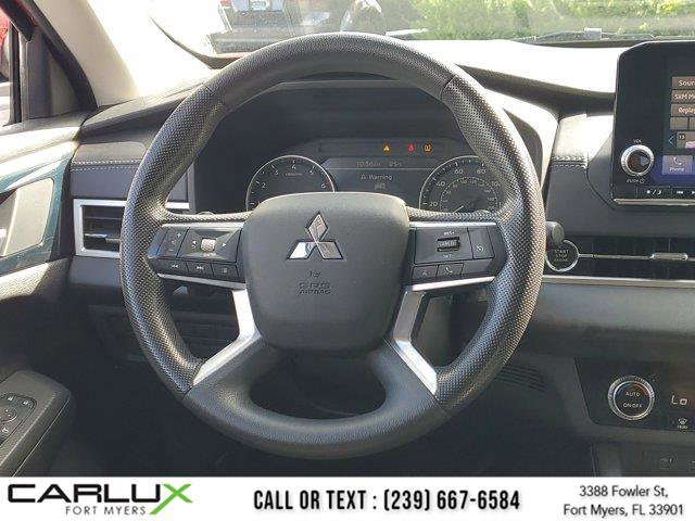 Used 2022 Mitsubishi Outlander ES image 17