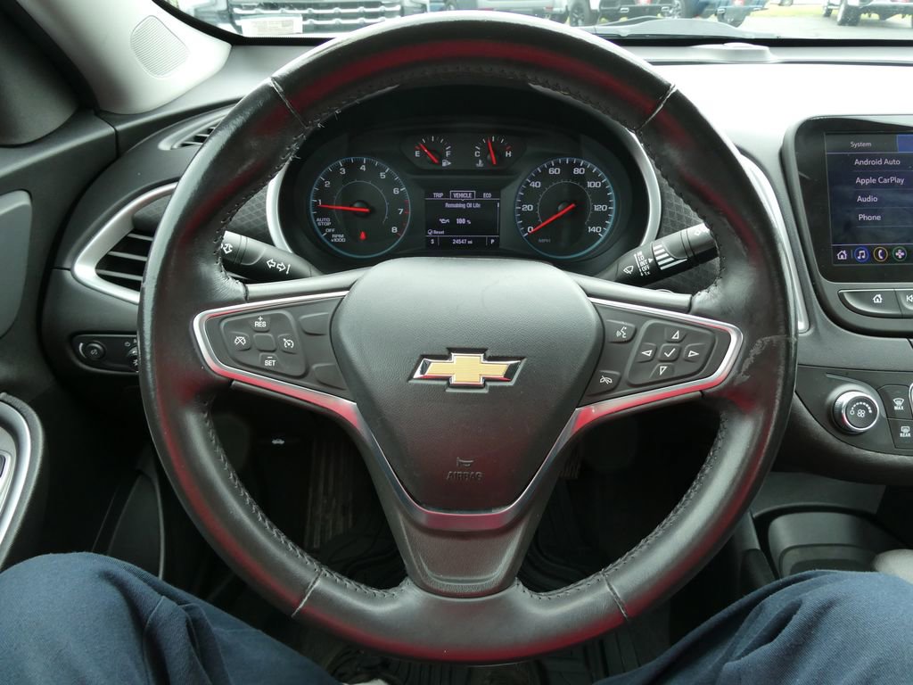 Used 2022 Chevrolet Malibu RS FWD image 30