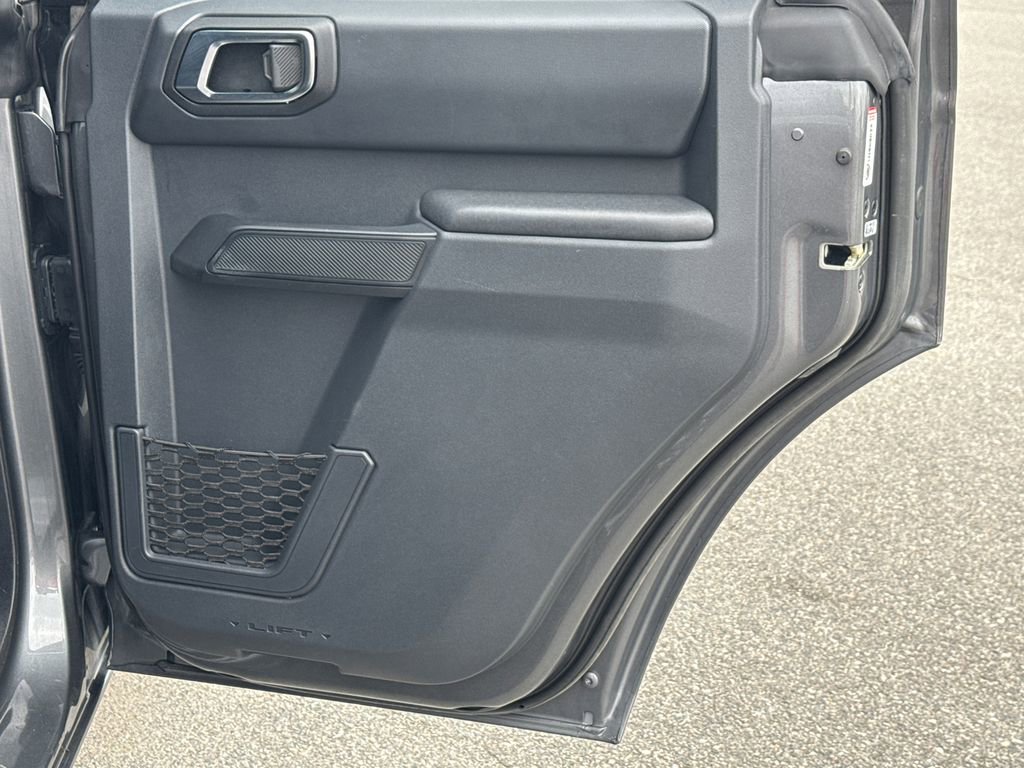 Used 2025 Ford Bronco Big Bend image 16