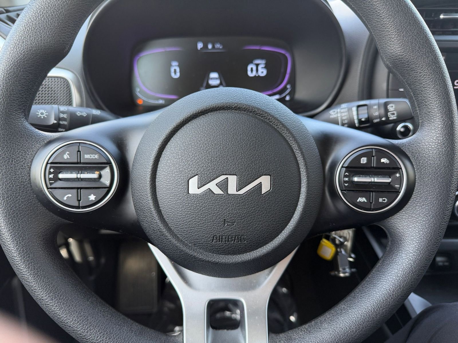 Used 2025 Kia Soul LX w/ LX Technology Package image 25