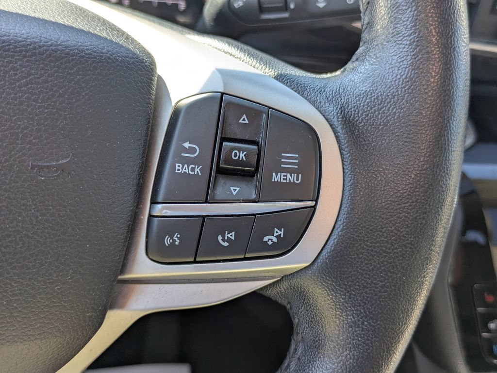 Used 2021 Ford Explorer Limited w/ Equipment Group 301A AWD/4WD image 19