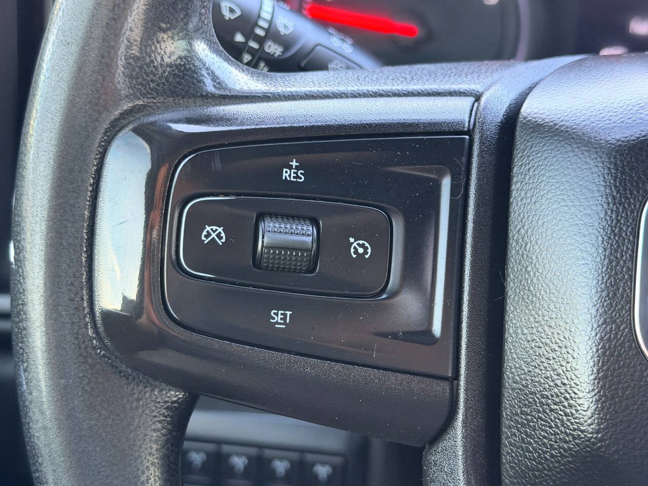 Used 2021 GMC Sierra 3500 4x4 Crew Cab w/ Convenience Package image 30