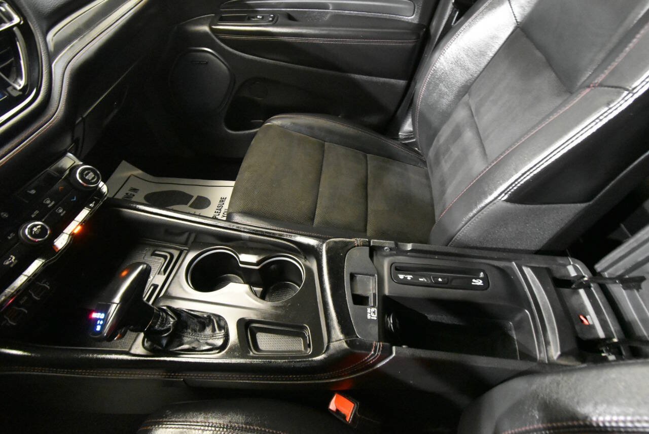 Used 2021 Dodge Durango R/T w/ Tow 'N Go Package AWD/4WD image 24