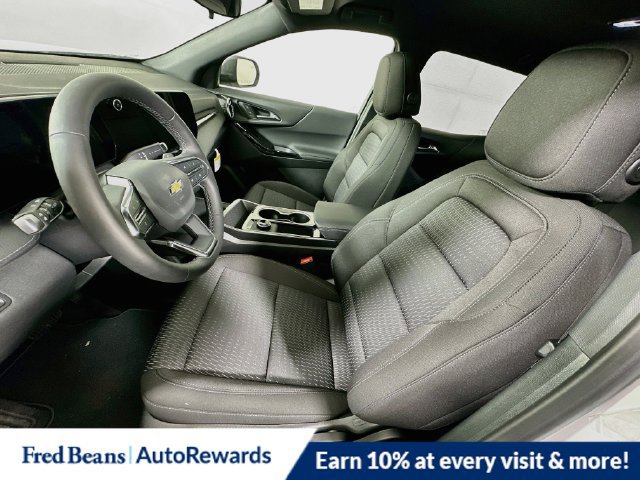 New 2027 Chevrolet Equinox LT AWD/4WD image 11