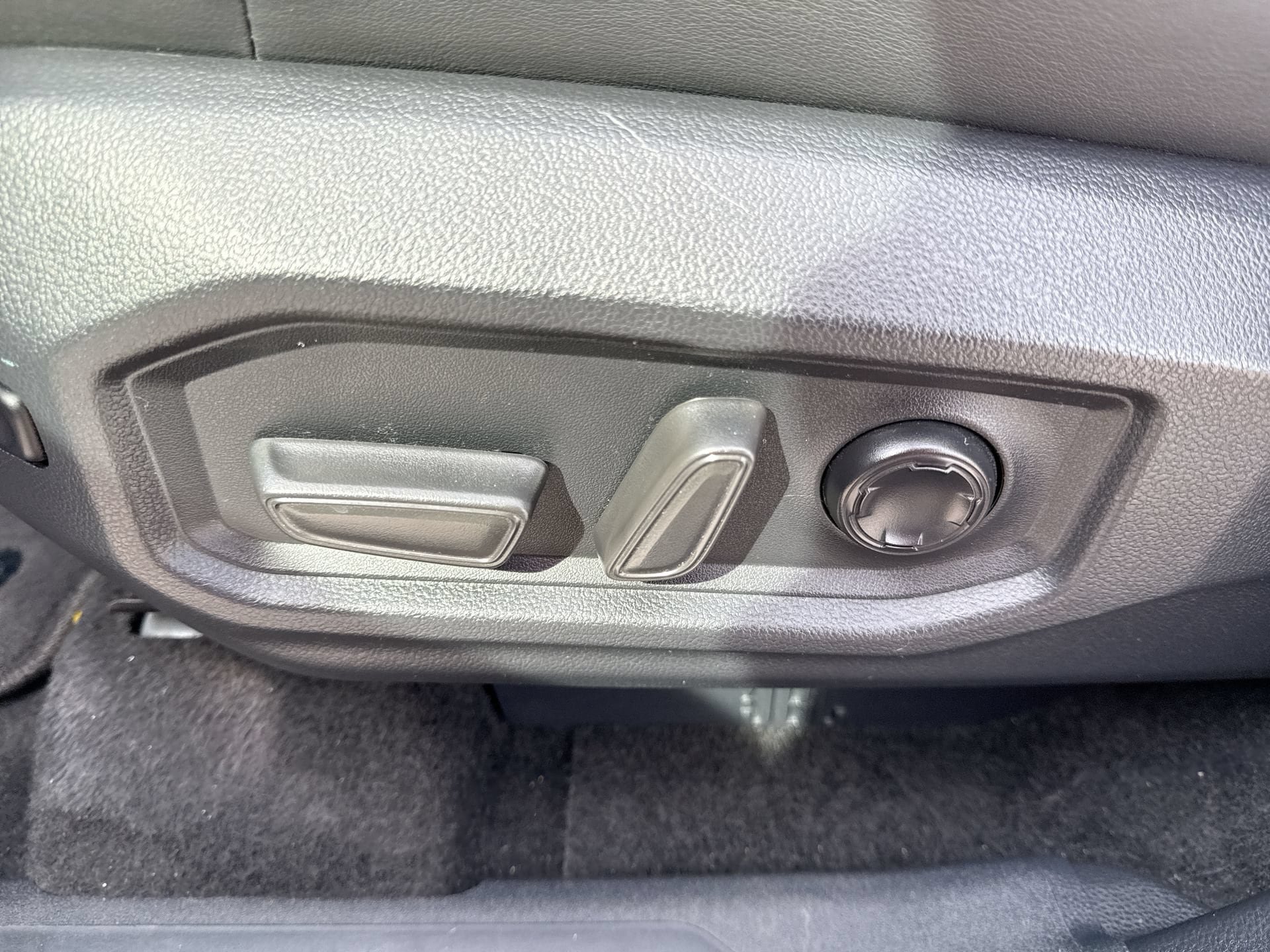 Certified 2024 Toyota Sequoia Capstone AWD/4WD image 14