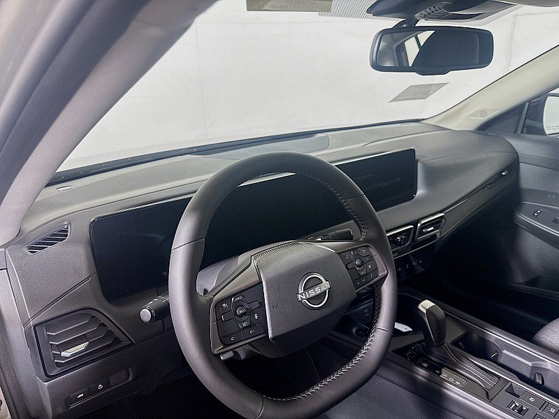 New 2026 Nissan Sentra SV w/ SV Convenience Package FWD image 9