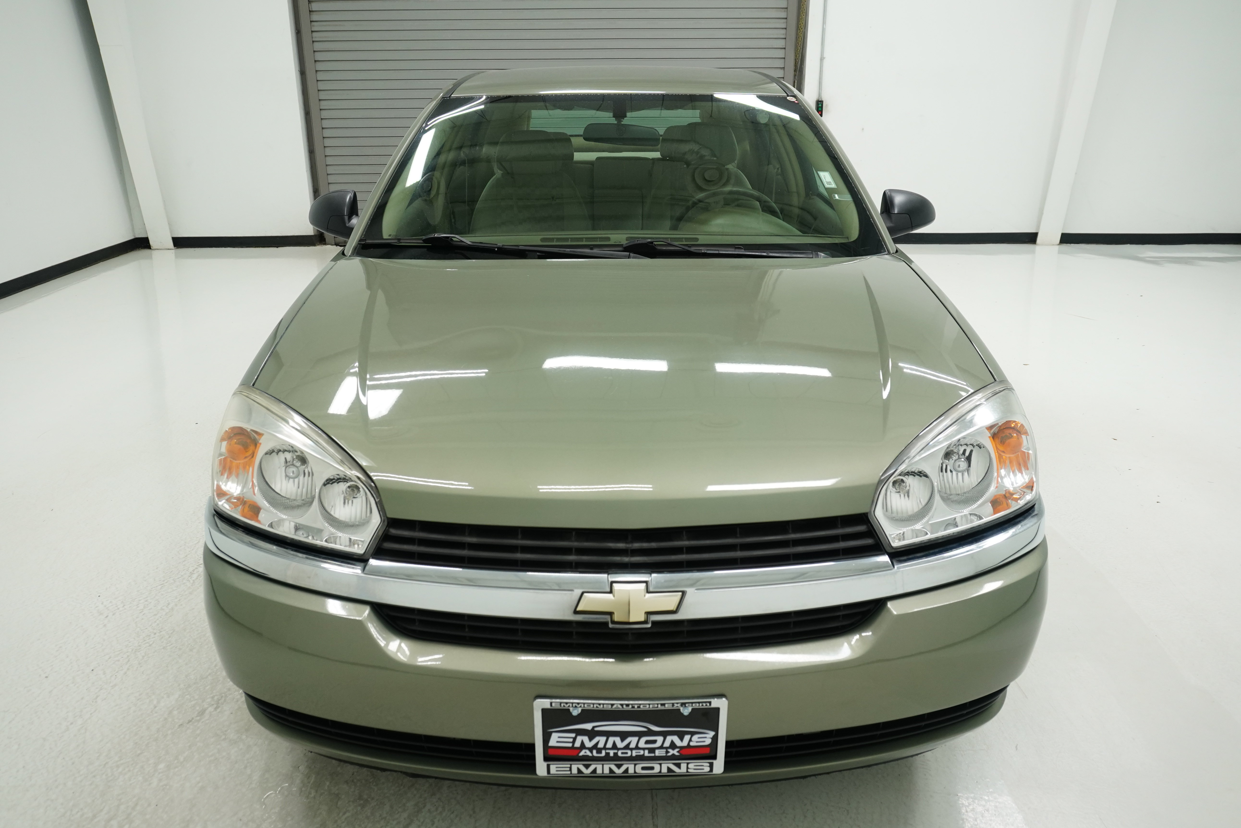 Used 2004 Chevrolet Malibu LS FWD image 2