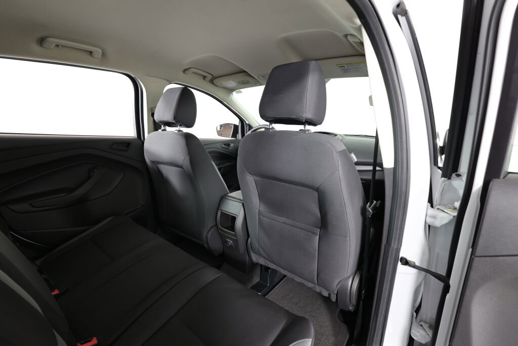 Used 2015 Ford Escape S image 17