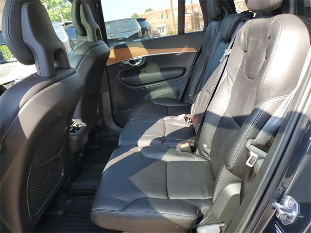 Used 2021 Volvo XC90 T6 Momentum w/ Advanced Package image 27