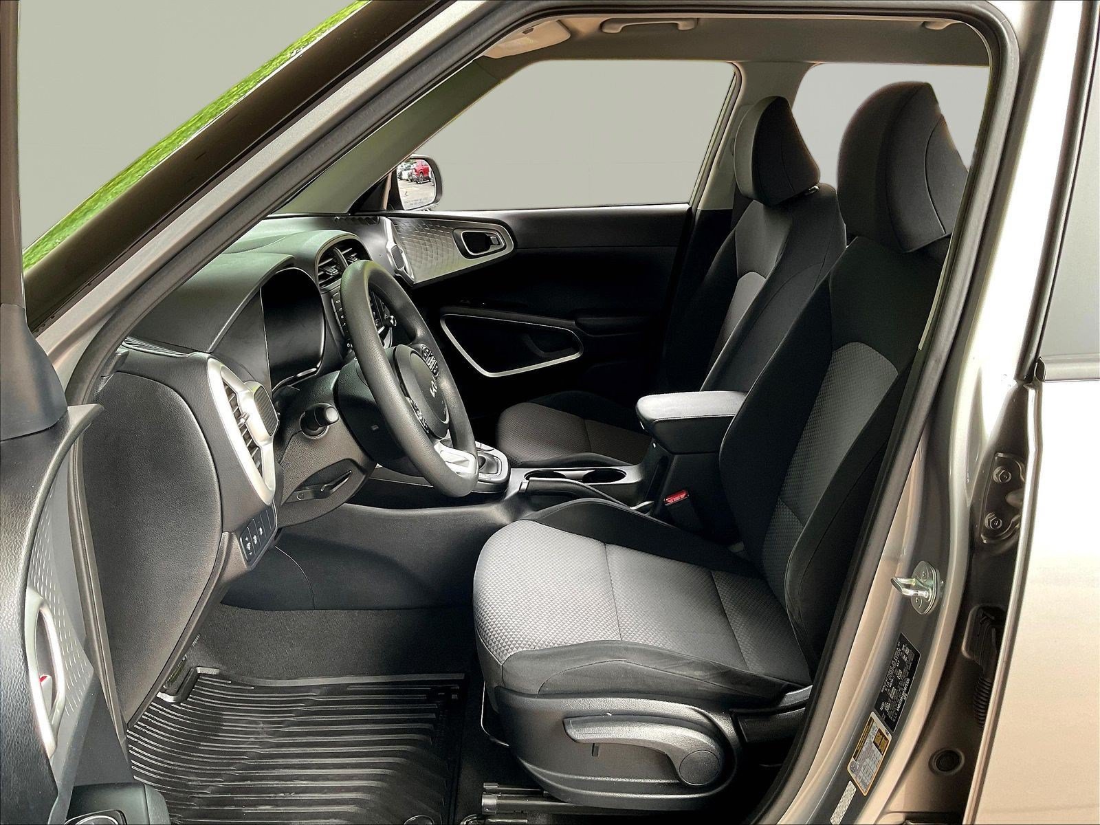 Used 2023 Kia Soul LX FWD image 19